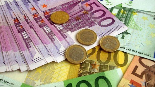 Money, money, money Editoriale 01