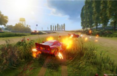 Cars 3 In gara per la vittoria si mostra con un nuovo trailer di gameplay