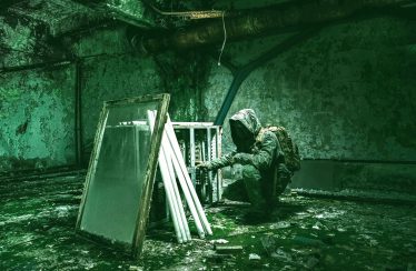 Chernobylite console