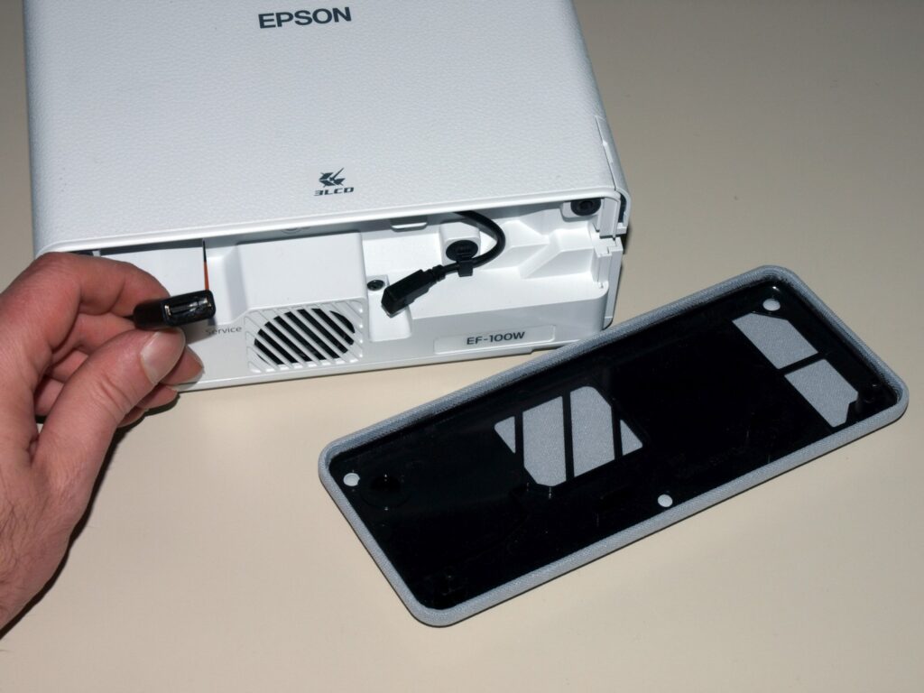 Epson EF-100W