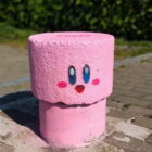 Milano si tinge di rosa per celebrare Kirby e la terra perduta