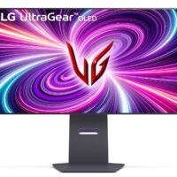 LG UltraGear OLED 32GS95UE